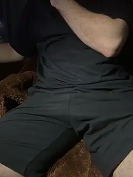 Snapshot of Leo-Cock chatting on 30, 4, 2026 Leo-Cock online show from 30, 4, 2026