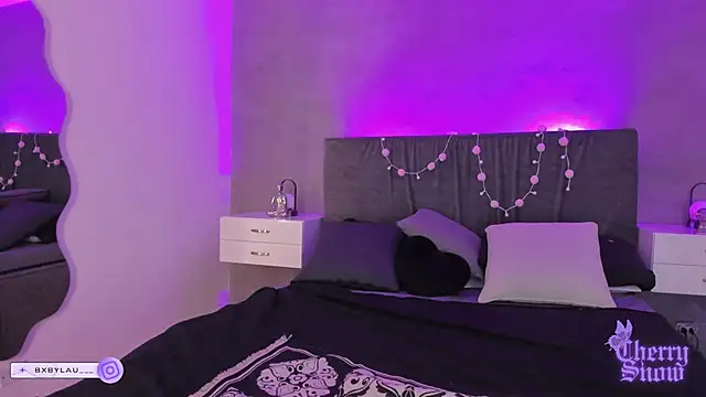  cherrysnow online show from 7, 10, 2025