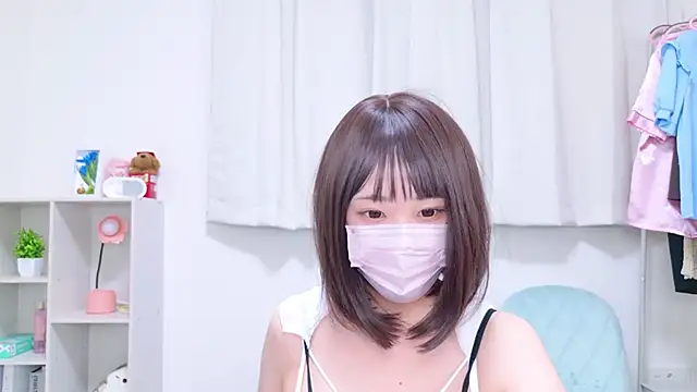 Snapshot of aki_zzz chatting on 1, 2, 2025 aki zzz online show from 1, 2, 2025