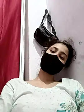 Snapshot of magicmoment00786 chatting on 22, 10, 2025 magicmoment00786 online show from 22, 10, 2025