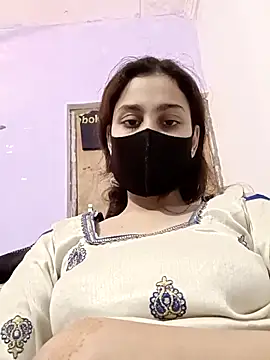 Snapshot of magicmoment00786 chatting on 6, 11, 2025 magicmoment00786 online show from 6, 11, 2025