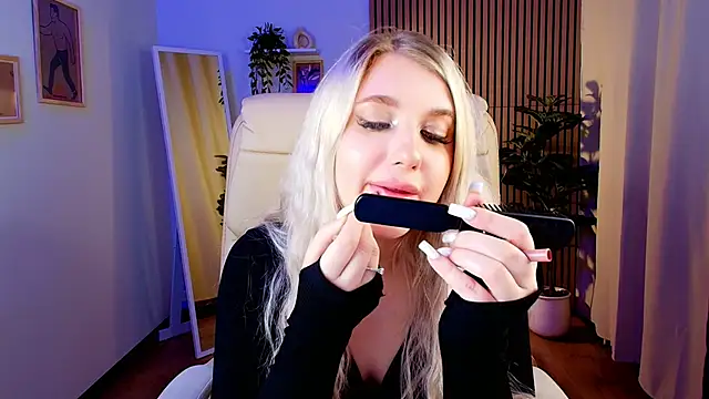 Evacadooo online show from 2, 4, 2026