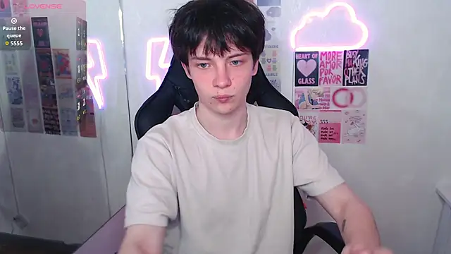 iwillfall online show from 24, 4, 2026