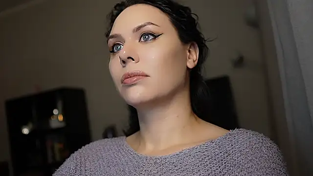 Snapshot of MollyCheiz chatting on 17, 12, 2024 MollyCheiz online show from 17, 12, 2024