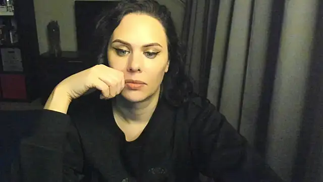 Snapshot of MollyCheiz chatting on 28, 1, 2025 MollyCheiz online show from 28, 1, 2025