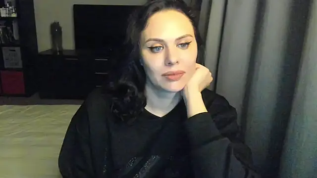 Snapshot of MollyCheiz chatting on 6, 2, 2025 MollyCheiz online show from 6, 2, 2025