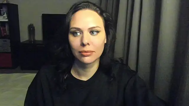 Snapshot of MollyCheiz chatting on 7, 2, 2025 MollyCheiz online show from 7, 2, 2025