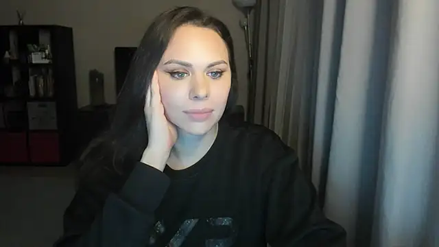 MollyCheiz online show from 28, 2, 2026