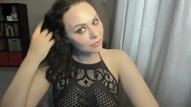 MollyCheiz online show from 22, 5, 2026