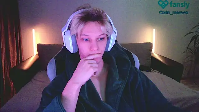 Ostin meow online show from 27, 1, 2025