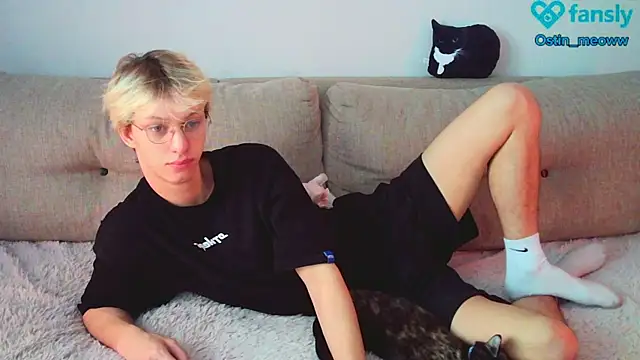 Ostin meow online show from 13, 2, 2025