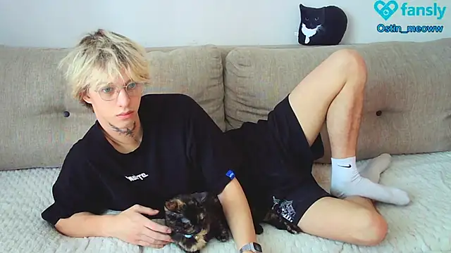 Ostin meow online show from 26, 2, 2025