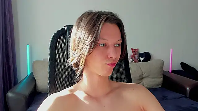 Ostin meow online show from 24, 4, 2026