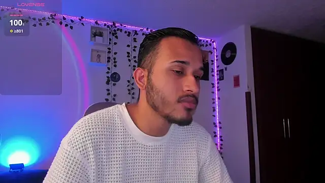 Raf brunette online show from 14, 1, 2025