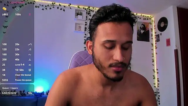 Raf brunette online show from 26, 1, 2025