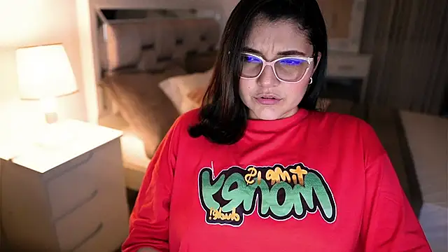 Camilaa bueno online show from 8, 10, 2025