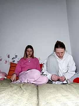 ella grays online show from 6, 3, 2026