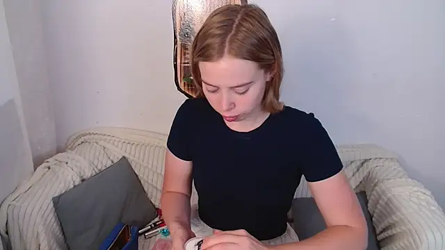 sofiaa here online show from 12, 6, 2026
