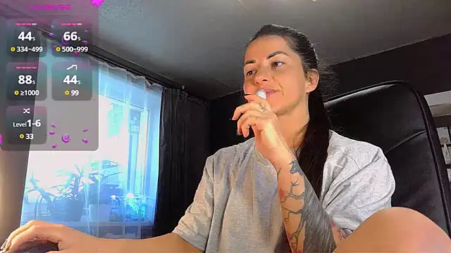 Aria Dl online show from 12, 2, 2025