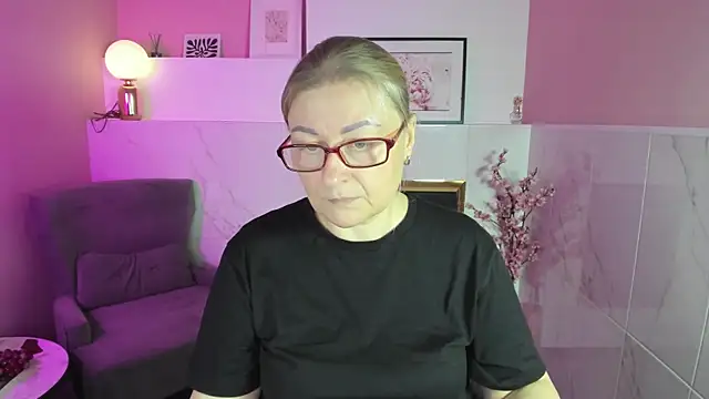 AlexandraKind online show from 7, 11, 2025