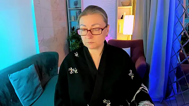 AlexandraKind online show from 20, 11, 2025