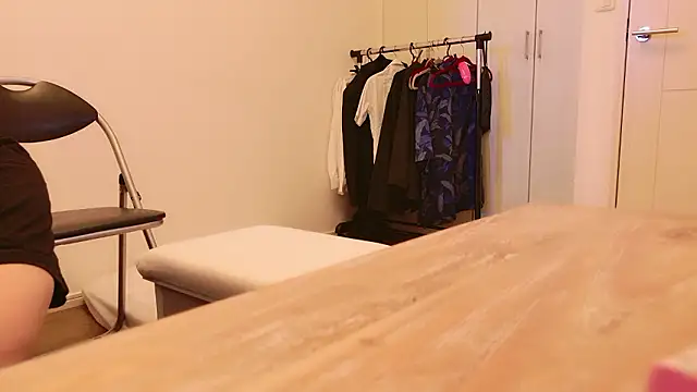 Snapshot of undo-busoku69 chatting on 14, 9, 2025 undo-busoku69 online show from 14, 9, 2025