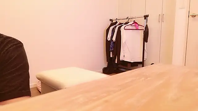 Snapshot of undo-busoku69 chatting on 24, 9, 2025 undo-busoku69 online show from 24, 9, 2025