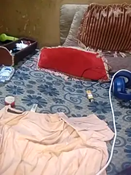 LOOLOOO123123 online show from 1, 11, 2025