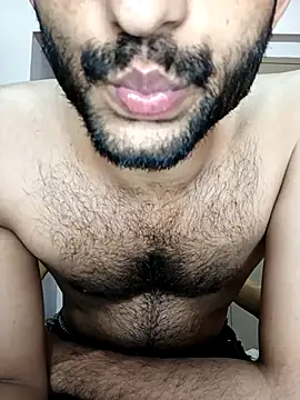 Snapshot of Vignesh3246 chatting on 1, 11, 2025 Vignesh3246 online show from 1, 11, 2025