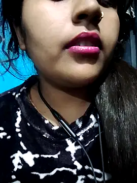 Love-Veronica online show from 5, 2, 2026