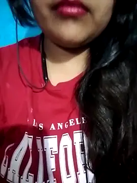 Love-Veronica online show from 22, 4, 2026