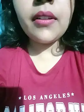 Snapshot of Love-Veronica chatting on 6, 7, 2026 Love-Veronica online show from 6, 7, 2026