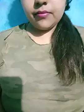 Snapshot of Love-Veronica chatting on 23, 7, 2026 Love-Veronica online show from 23, 7, 2026