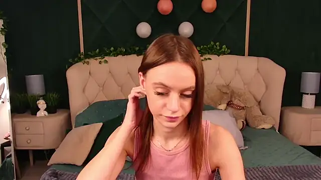 RebeccaMartons online show from 16, 2, 2025
