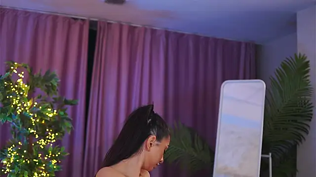 YemayaLuna online show from 16, 12, 2024