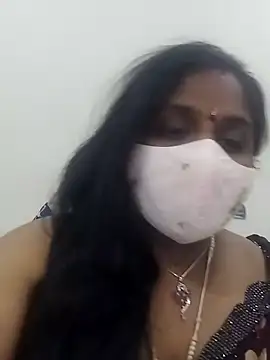 Snapshot of Sexy_Radhikaa chatting on 19, 3, 2025 Sexy Radhikaa online show from 19, 3, 2025