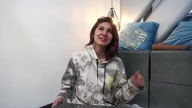 Snapshot of EndlessNightfx chatting on 4, 2, 2025 EndlessNightfx online show from 4, 2, 2025