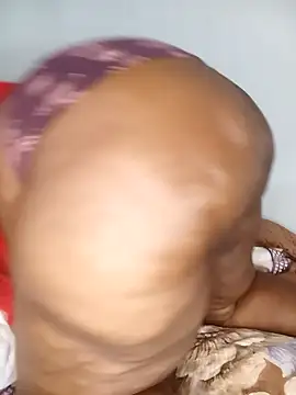 Snapshot of Sweetblackassxxx505 chatting on 28, 2, 2025 Sweetblackassxxx505 online show from 28, 2, 2025