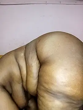 Snapshot of Sweetblackassxxx505 chatting on 26, 10, 2025 Sweetblackassxxx505 online show from 26, 10, 2025