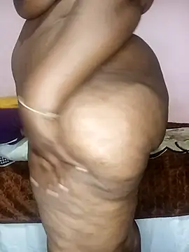 Snapshot of Sweetblackassxxx505 chatting on 28, 11, 2025 Sweetblackassxxx505 online show from 28, 11, 2025