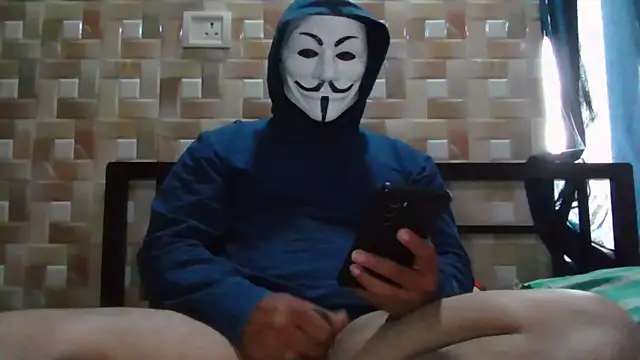 Snapshot of Uncut_daddy247 chatting on 11, 11, 2025 Uncut daddy247 online show from 11, 11, 2025