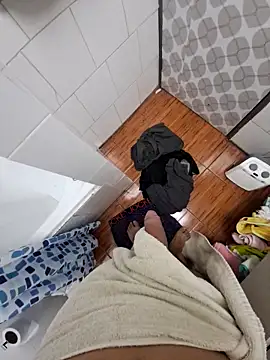 Snapshot of tula_chyk chatting on 18, 9, 2025 tula chyk online show from 18, 9, 2025