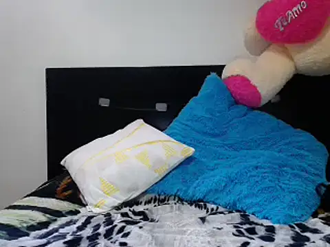 princehermosa44 online show from 12, 2, 2025