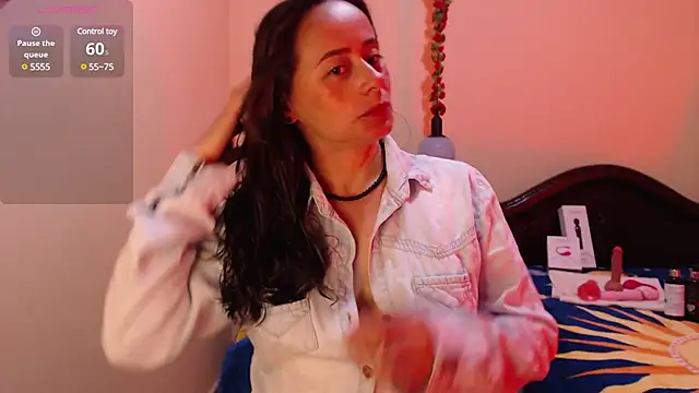 sara florez1 online show from 3, 2, 2025