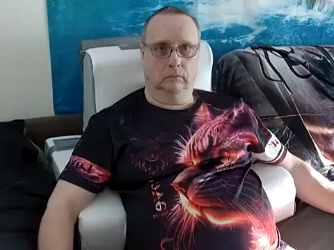 Manfred1012 online show from 17, 2, 2025