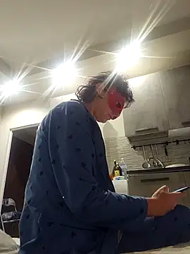 Snapshot of Vagabondainnamorata chatting on 1, 10, 2025 Vagabondainnamorata online show from 1, 10, 2025