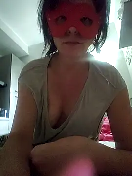 Snapshot of Vagabondainnamorata chatting on 8, 10, 2025 Vagabondainnamorata online show from 8, 10, 2025