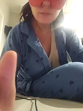 Snapshot of Vagabondainnamorata chatting on 18, 10, 2025 Vagabondainnamorata online show from 18, 10, 2025