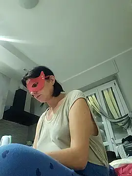 Snapshot of Vagabondainnamorata chatting on 25, 10, 2025 Vagabondainnamorata online show from 25, 10, 2025