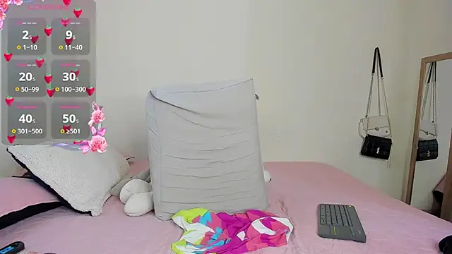 Snapshot of Hannah_Baileyy chatting on 26, 2, 2025 Hannah Baileyy online show from 26, 2, 2025